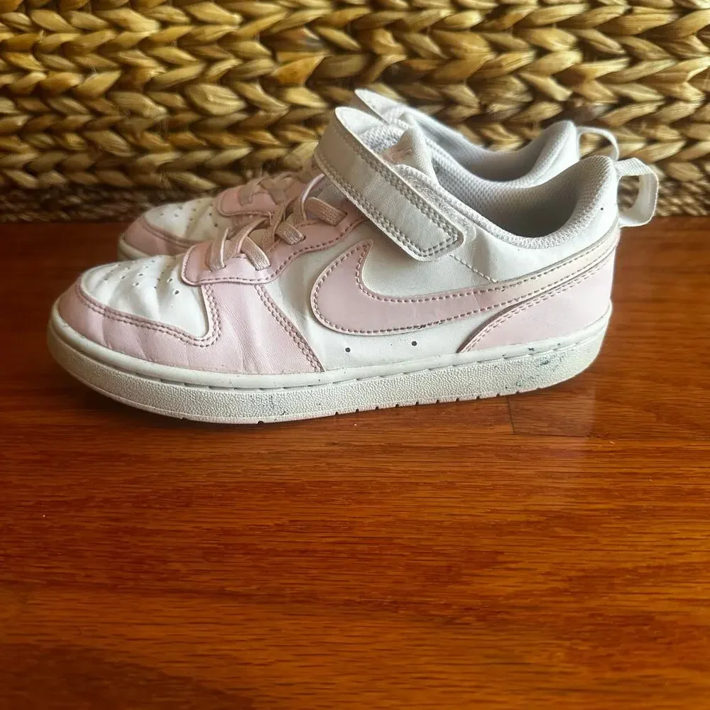 Nike Sneakers sz 2 Nike Court Borough Low White and Pink Sneakers